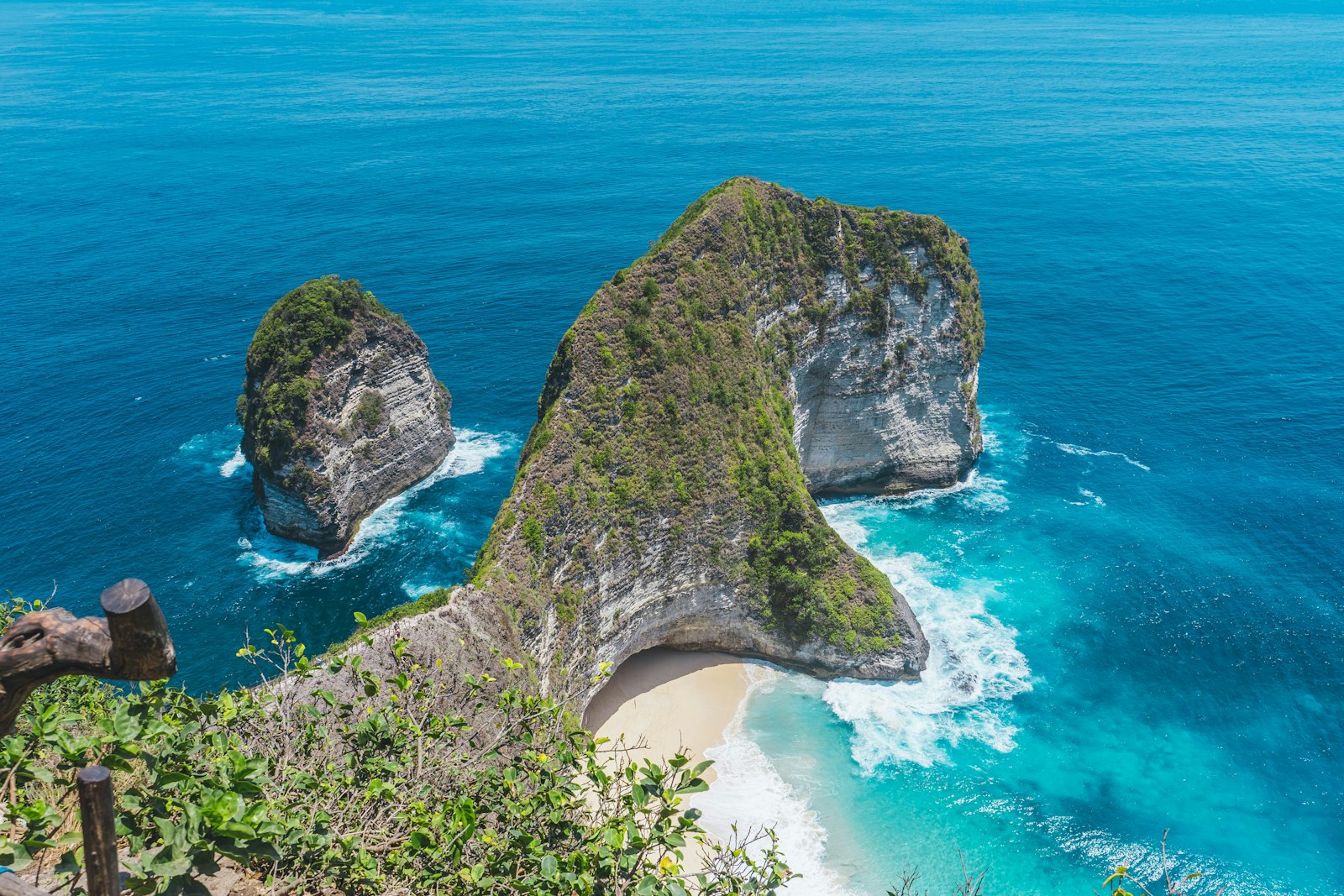 Yacht Charter